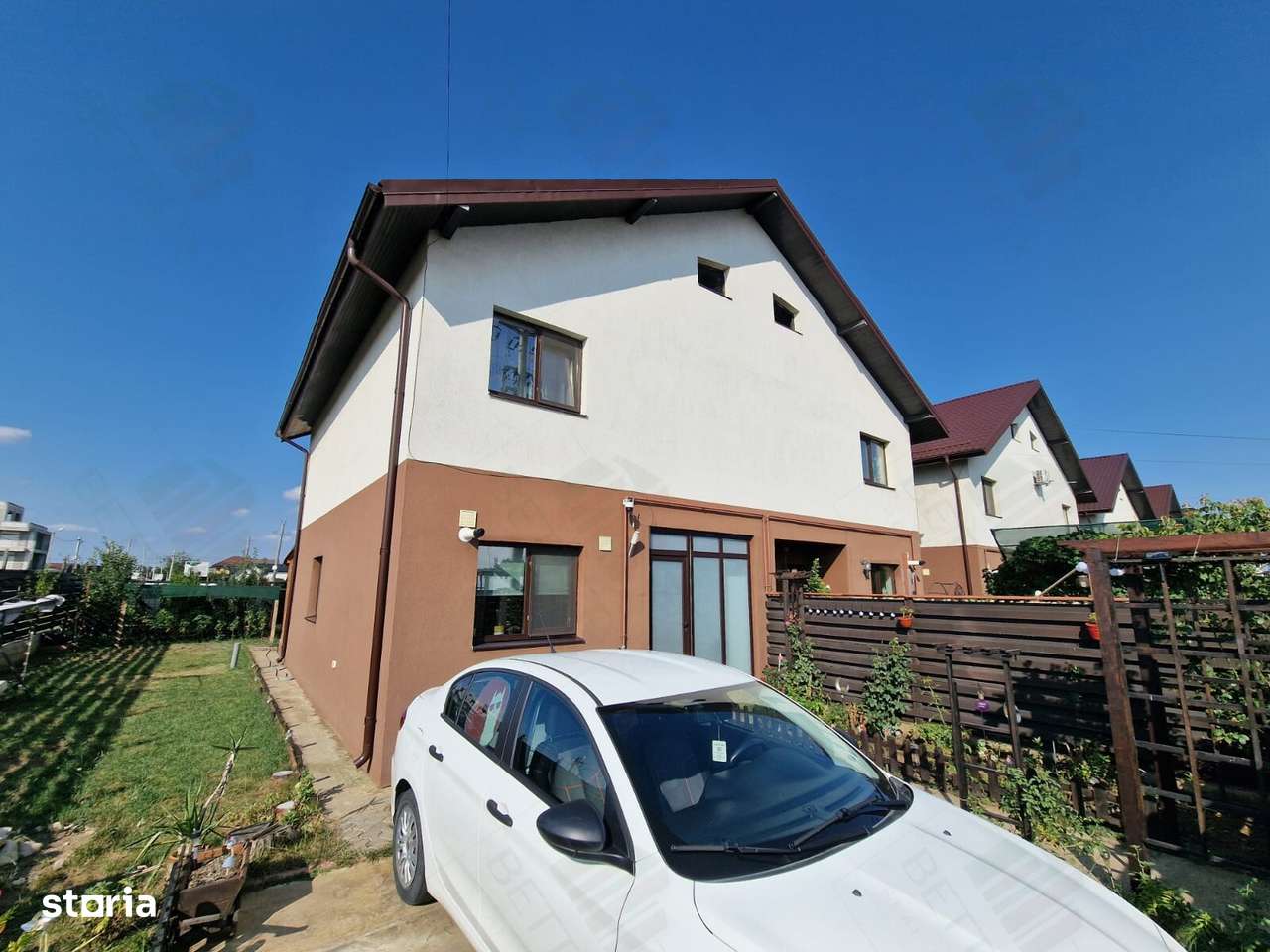 DUPLEX MODERN  – COMUNA BERCENI – ACCES IMEDIAT LA STRADA PRINCIPALĂ - Imagine principală: 2/19