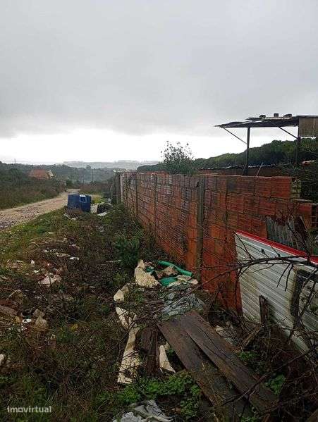 Terreno com construção existente | 600 m² | Vista Rio Tejo | Bucelas - Grande imagem: 5/12