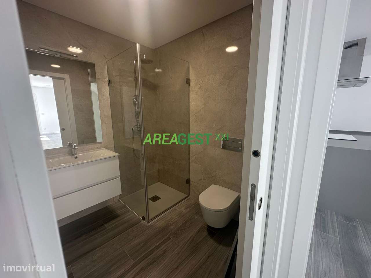 Moradia V4+1 no Casal Novo, Caneças-17