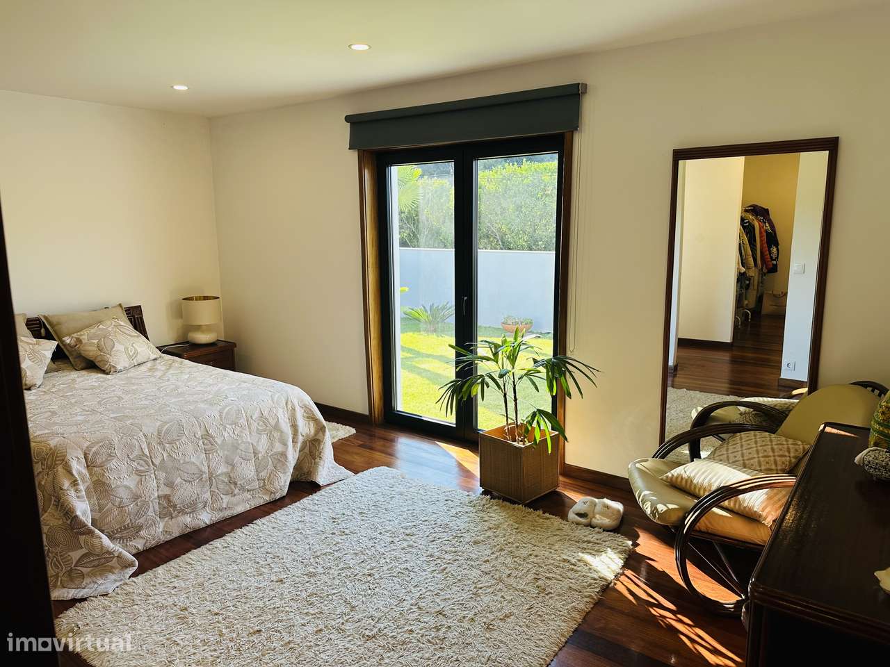 Moradia T4 de charme com grande jardim em zona tranquila-6