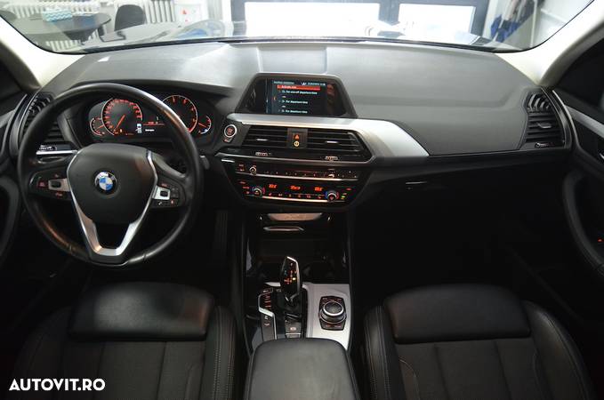 BMW X3 xDrive20d AT Advantage - 18