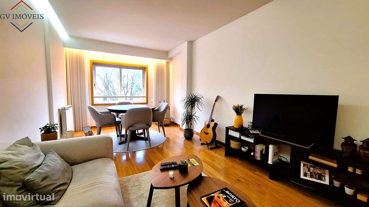 Excelente T1+1  Rua John Whitehead - Grande imagem: 5/30