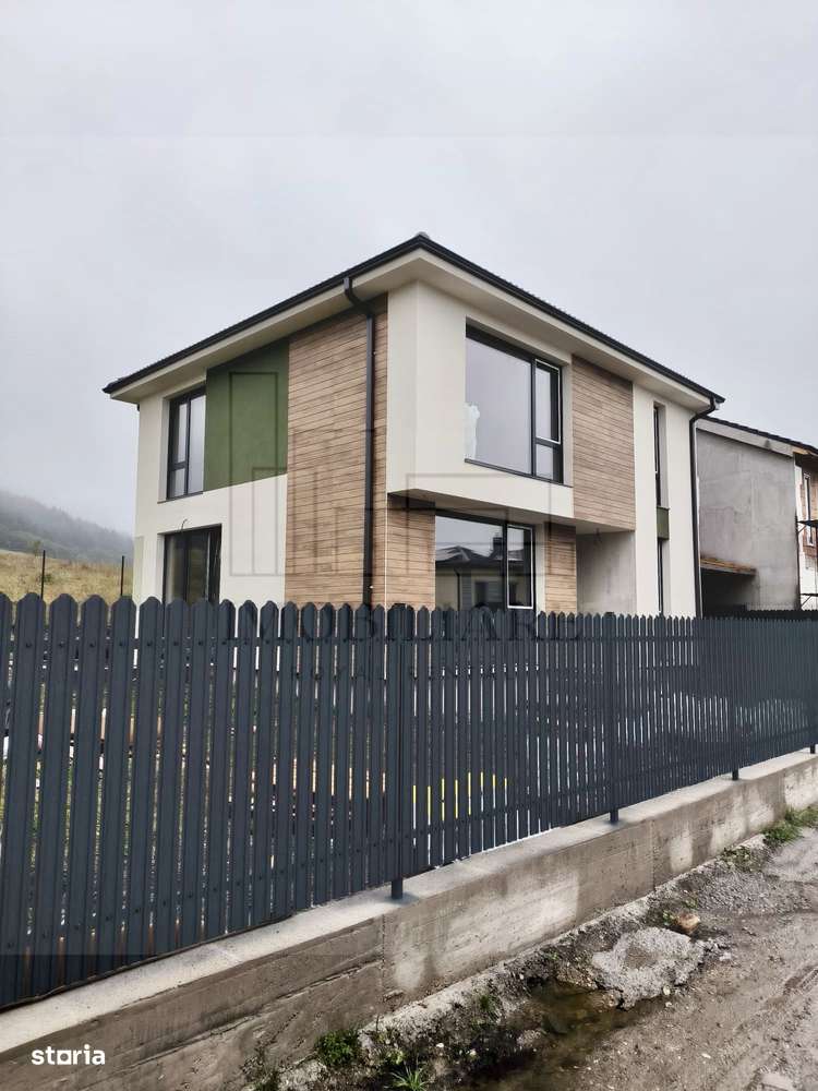 Casă cu 400 mp teren în Chinteni – ideală pentru familie, construcție-3