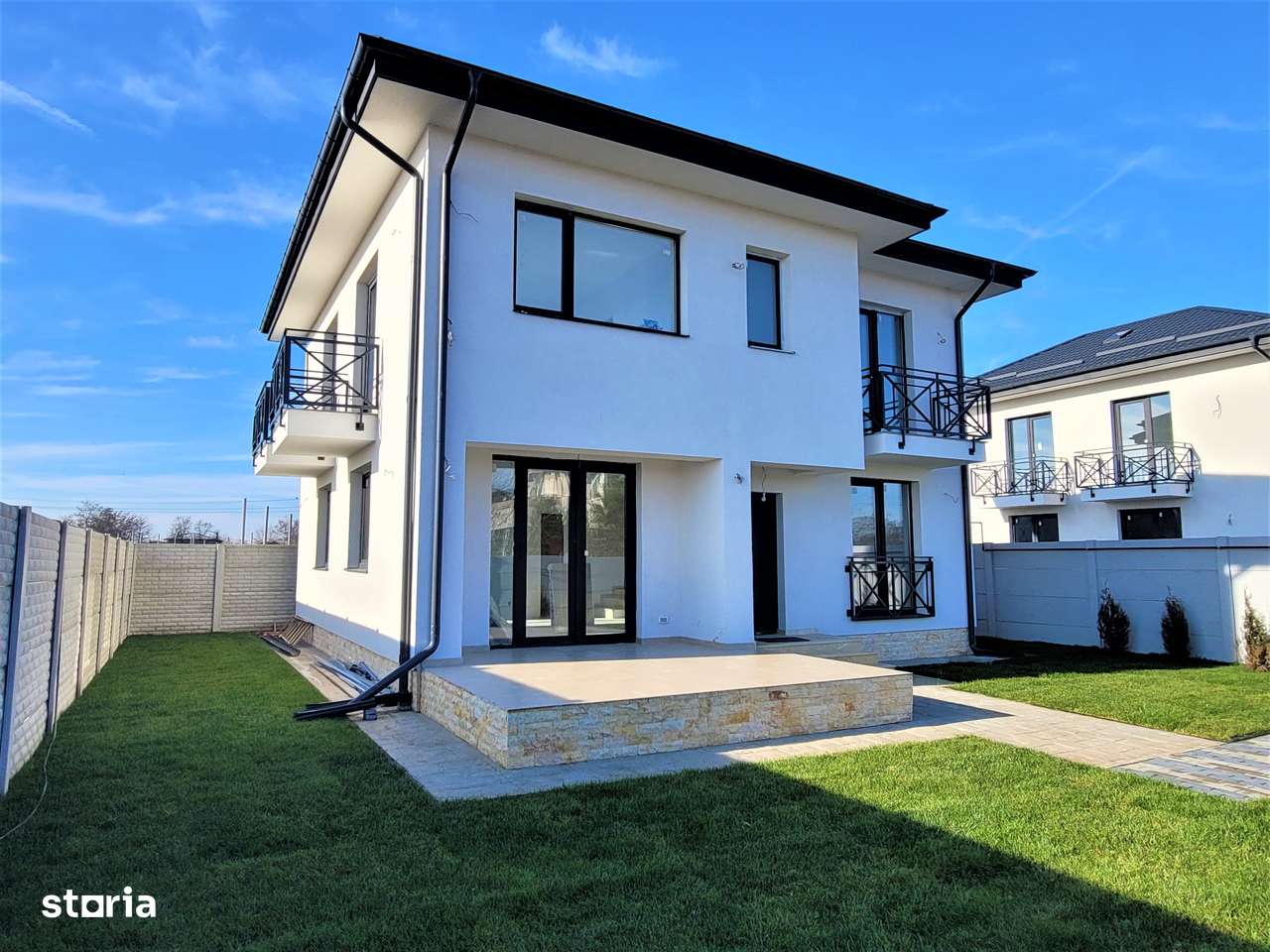 Vila 4 camere, finisaje lux, panouri solare | Cosmopolis-0