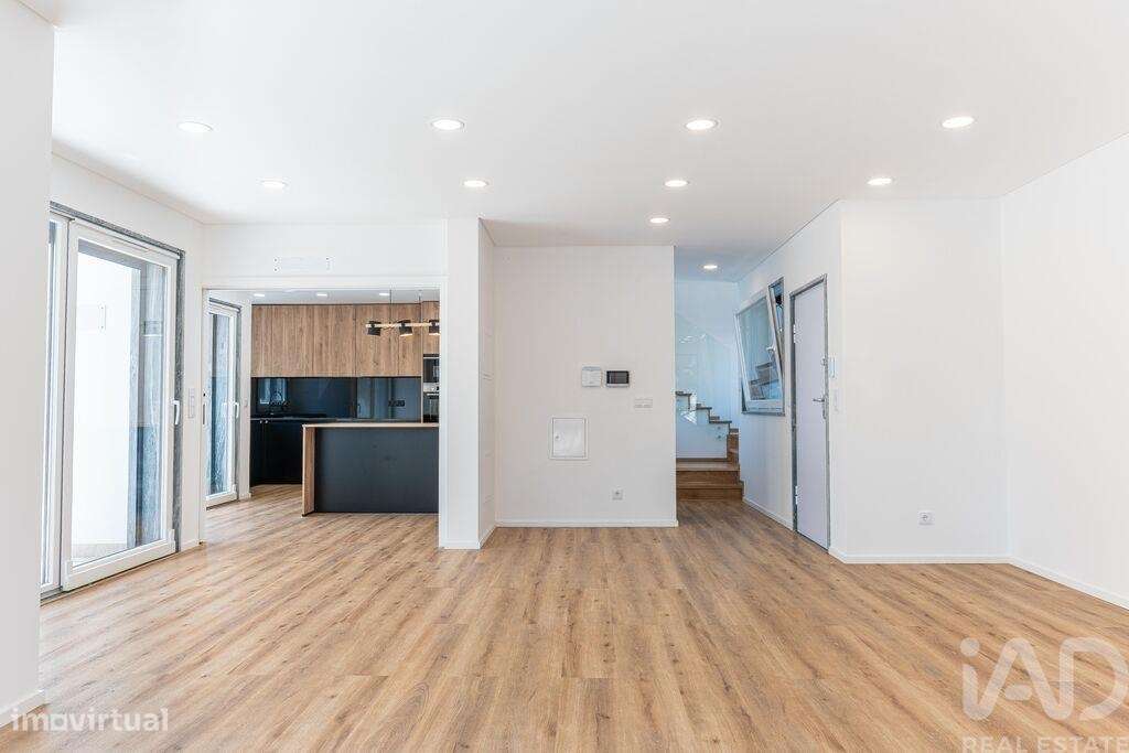 Casa / Villa T3 em Algueirão-Mem Martins de 228,6 m2 - Grande imagem: 5/32