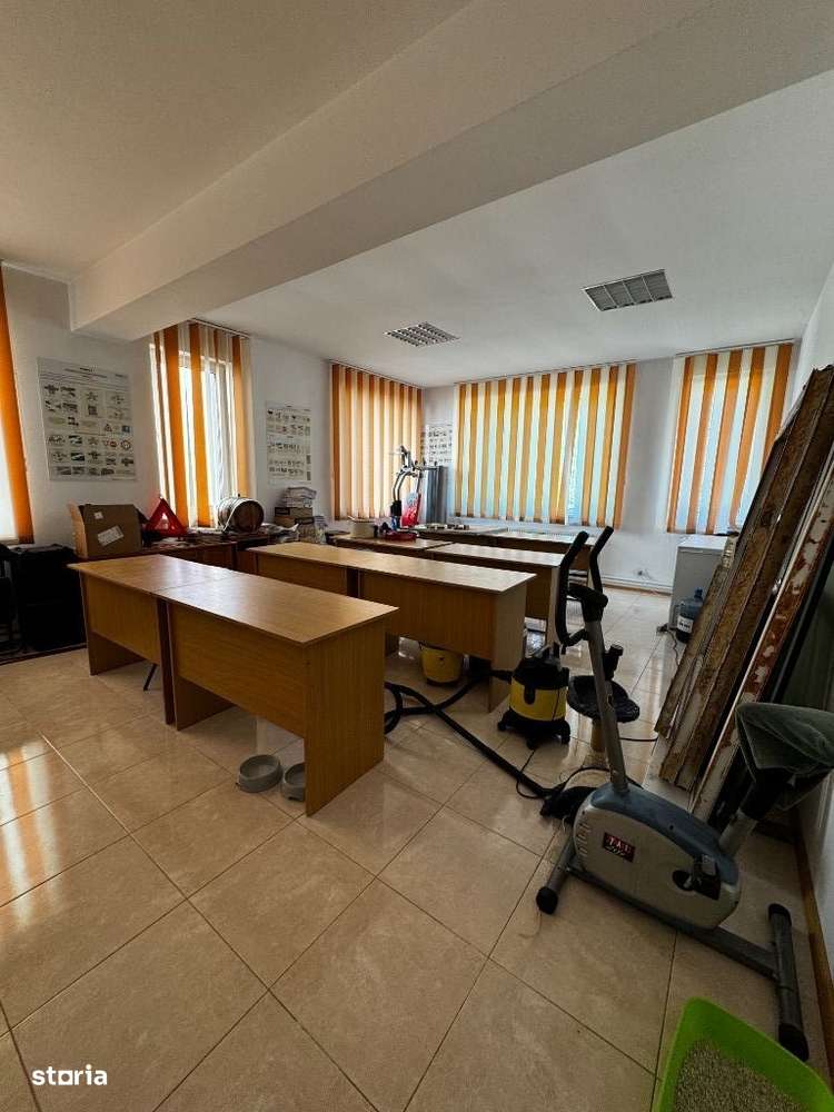 Spatiu Comercial Mioveni, Robea, 195 mp, curte 300 mp - Imagine principală: 5/8