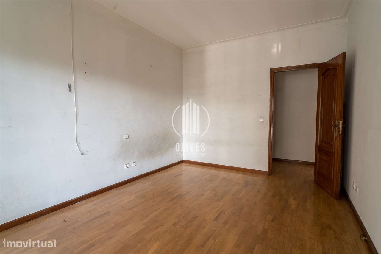 Moradia T4 Venda em Moreira de Cónegos,Guimarães-8