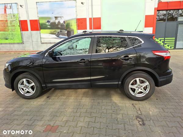 Nissan Qashqai 1.2 DIG-T N-Connecta EU6 - 7