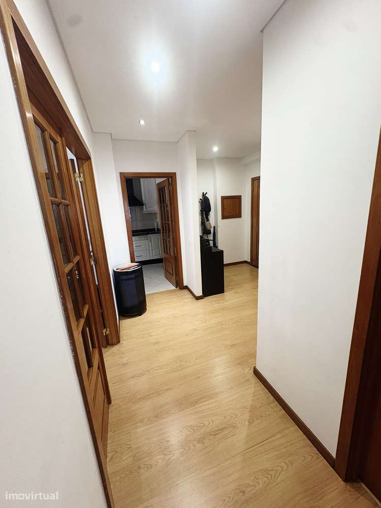 Apartamento T3 em Caldelas, Amares-13