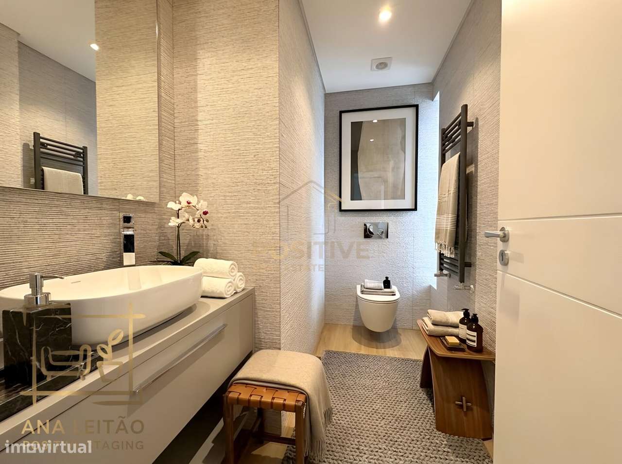 Apartamento T3 novo com Mezzanine e estacionamento no centro de Carcav-4