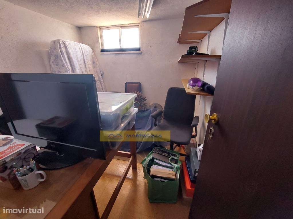 T2 com garagem , arrecadação, despensa e varanda fechada - Algueirão-20