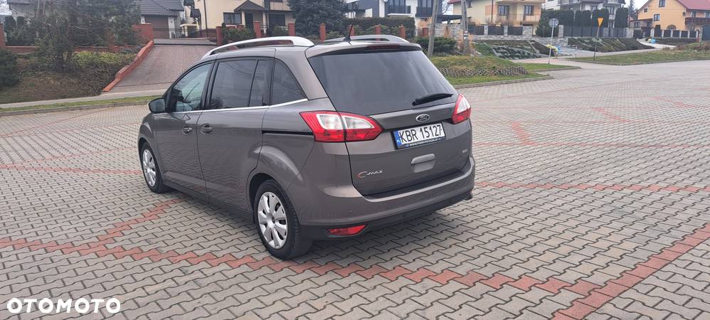 Ford Grand C-MAX - 7