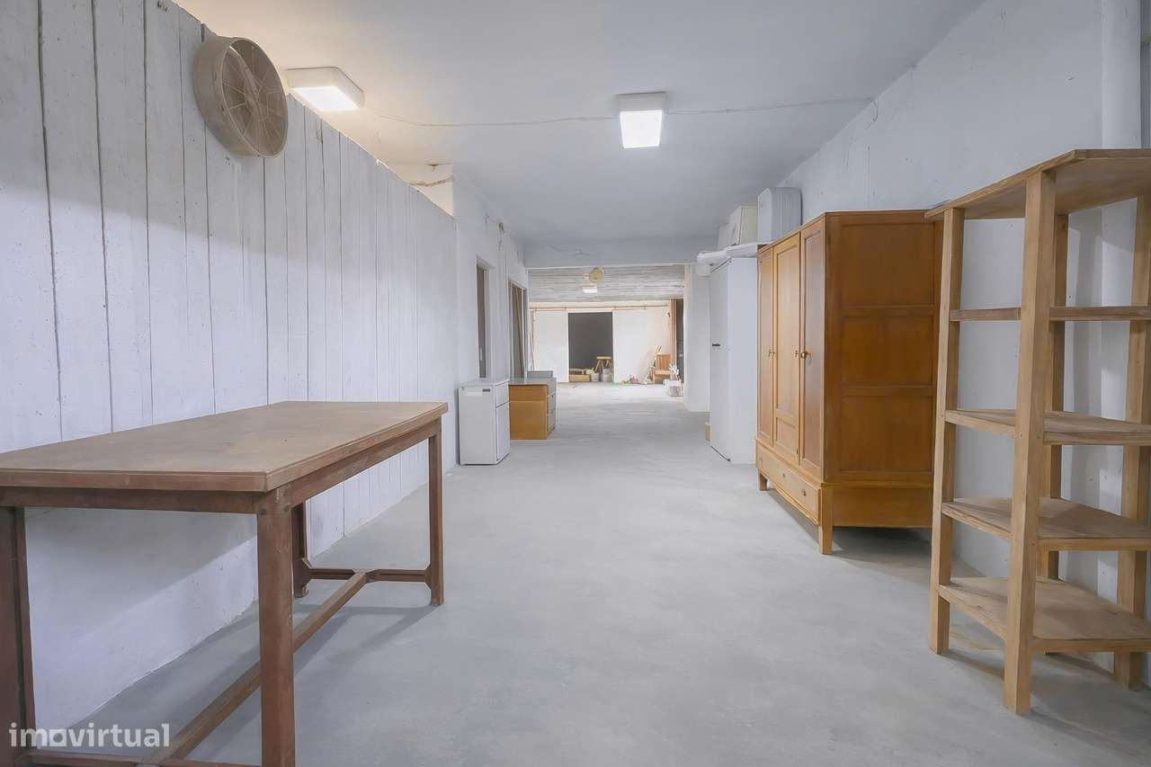 Moradia T8 na Póvoa do Varzim | Oportunidade de Investimento com...-50