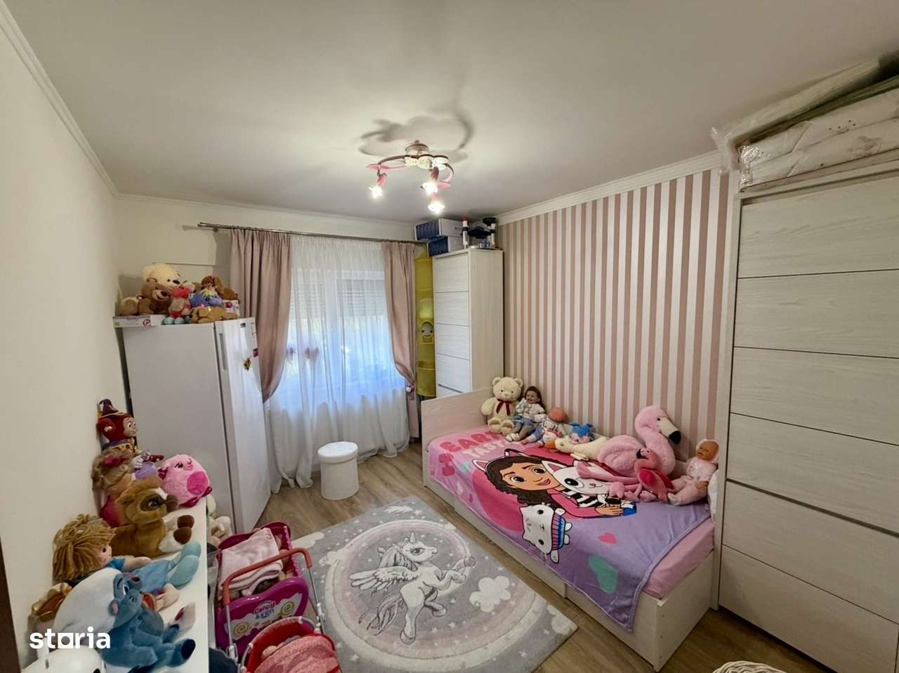 Apartament 4 camere, Carpati II, str Alecu Russo-3