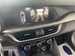 Alfa Romeo Stelvio 2.2 JTDM TI Q4 - 16