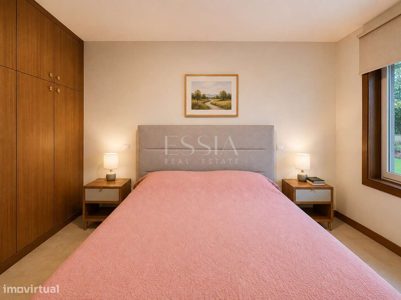 Apartamento T2 Remodelado no Arrábida Place com Garagem-8