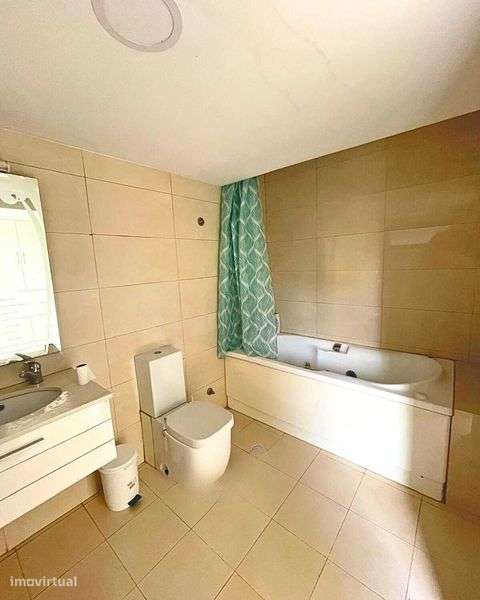 Moradia Geminada T2 Ramalde - Grande imagem: 4/9