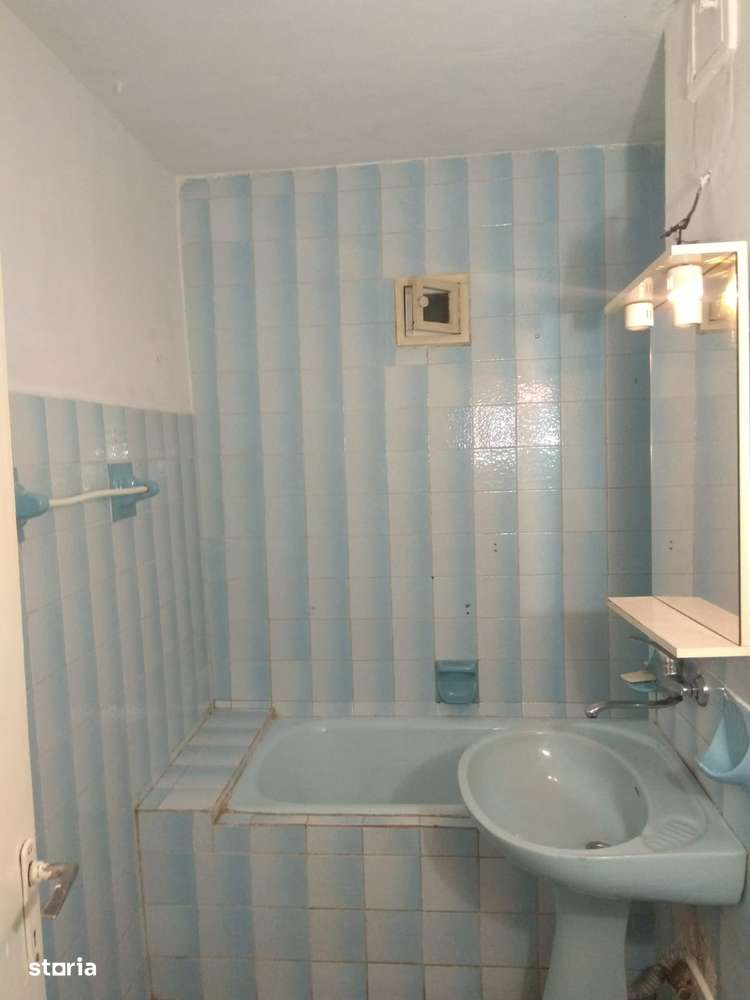 Inel 2 apartament 3cam decomandat 2/4-6