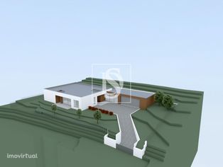 Terreno com projecto de Arquitetura