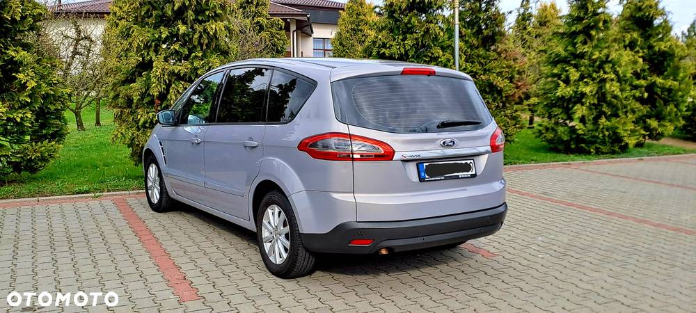 Ford S-Max - 8