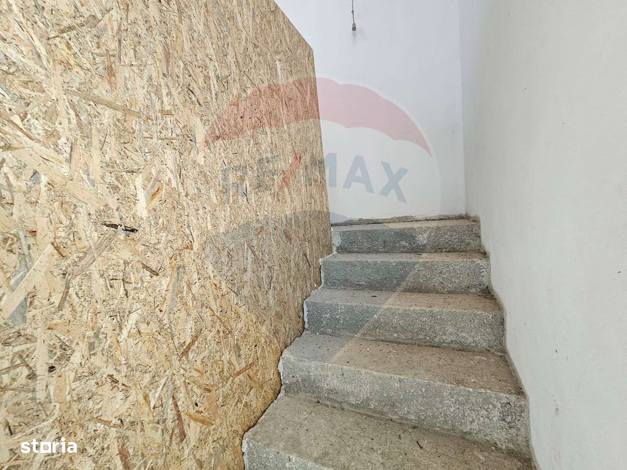 Casa de vanzare P+M-8