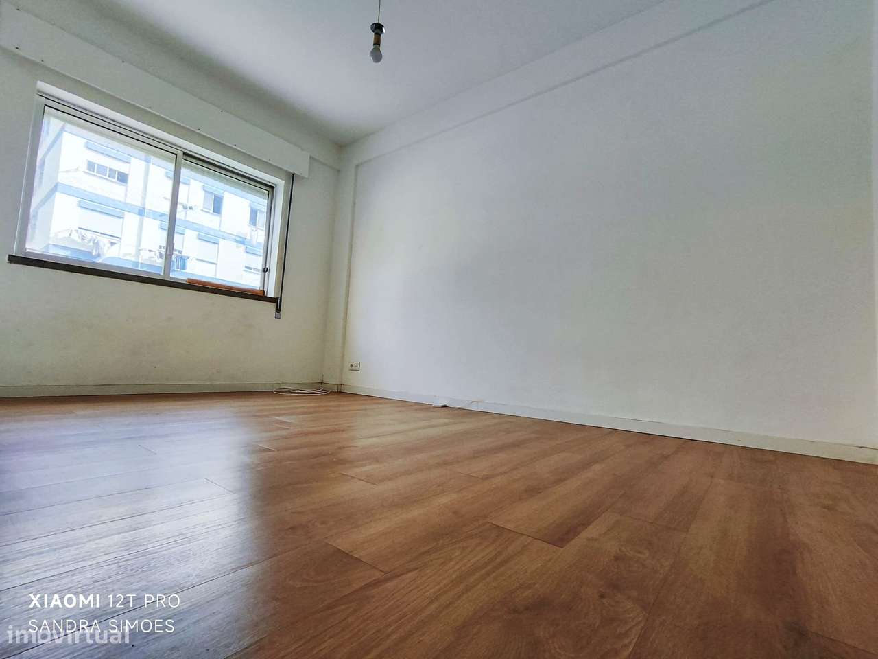 T1 com cozinha separada e excelente localização - Grande imagem: 4/7