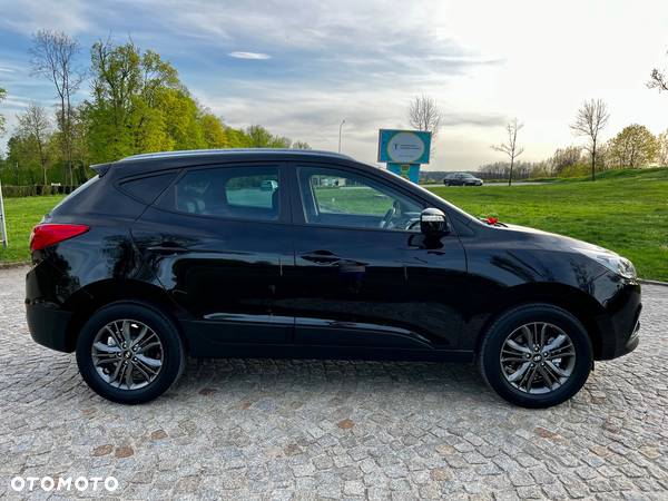 Hyundai ix35 1.6 2WD Fifa World Cup Edition - 6