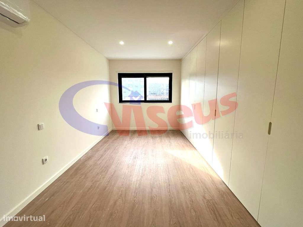 Apartamento T2 Avenida Santo Ovídio-13