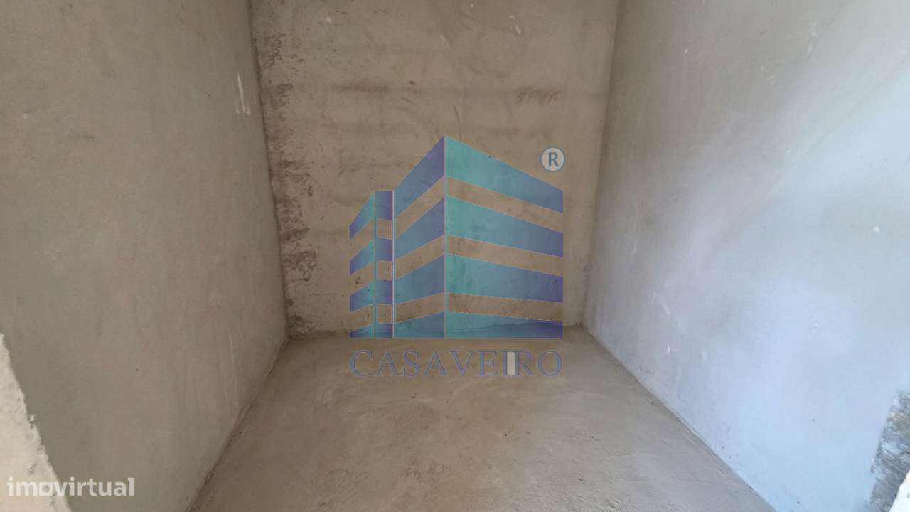 Moradia T3+1 Isolada com Piscina em Santa Joana-19