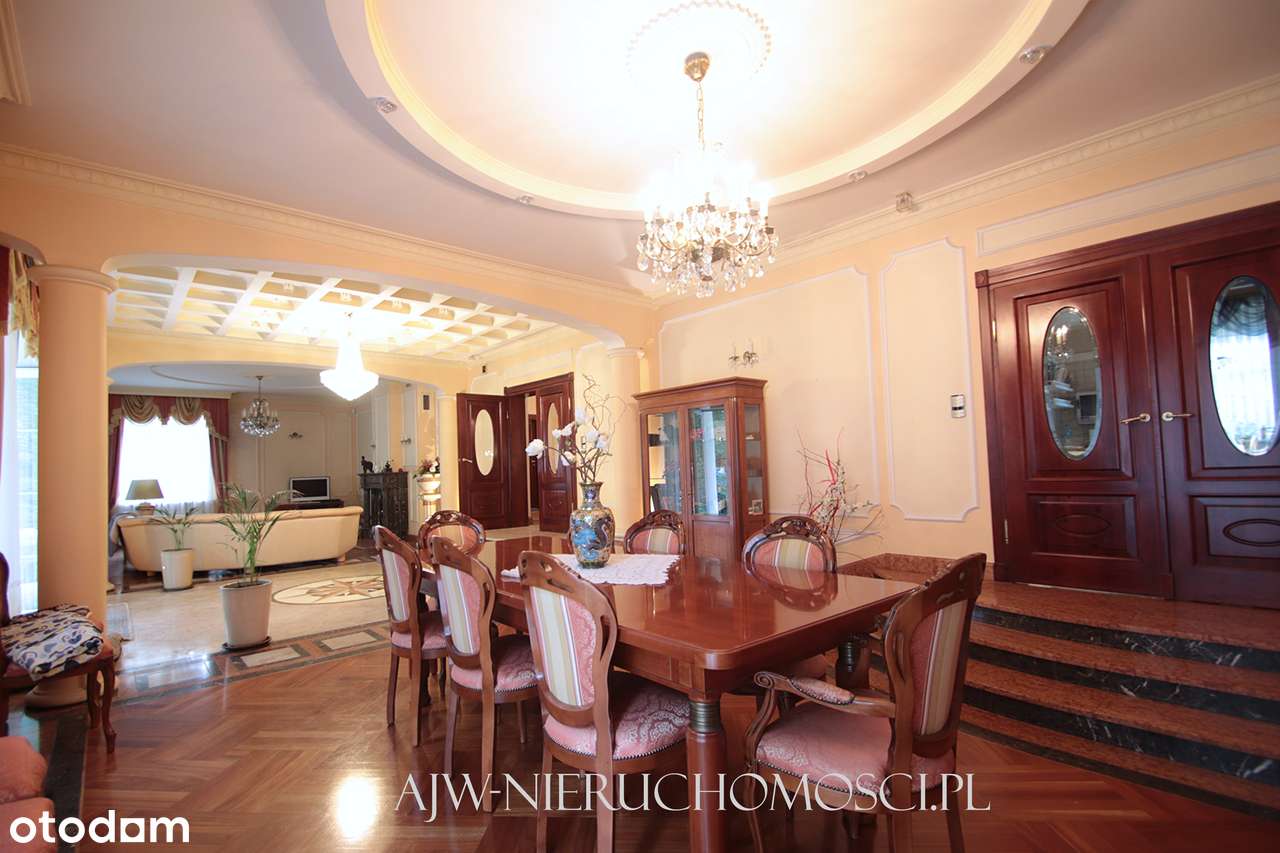 Rezydencja w Izabelinie C z basenem i sauną-5