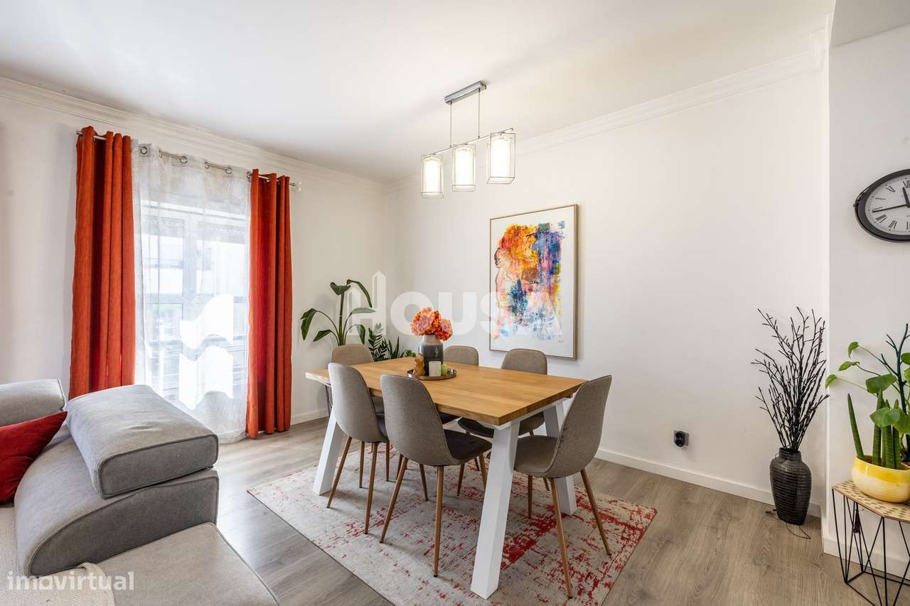 Apartamento T3 com Sótão, Garagem e Terraço – Nova Leiria-16
