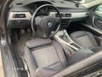 BMW Seria 3 320i - 4