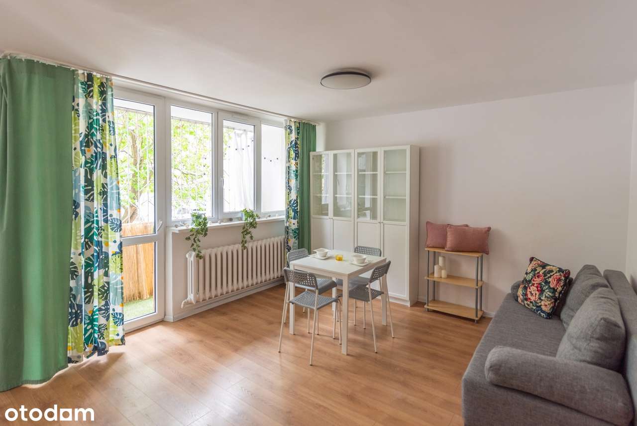 0% prow. | loggia | blisko stacji Metro Szwedzka i Konesera | piwnica