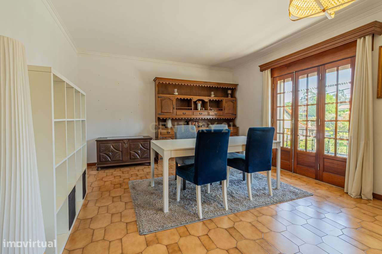 Moradia T3 + T2 em Amares com Jardim e Garagem - Grande imagem: 4/48