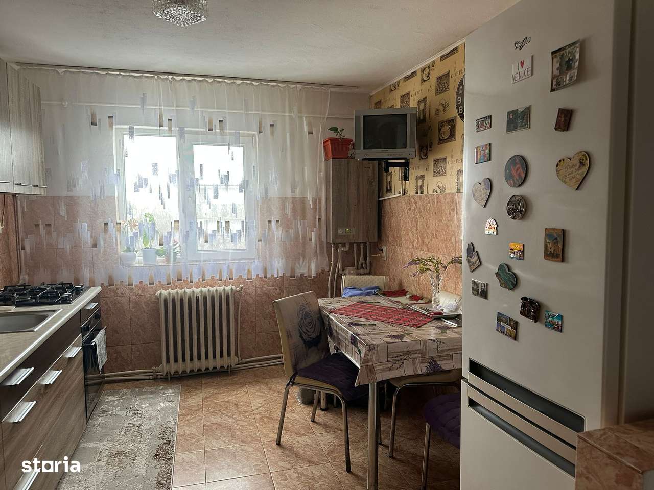 Apartament 2 camere etaj 4 , zona Independentei-1