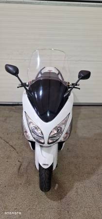 Yamaha Tmax - 17