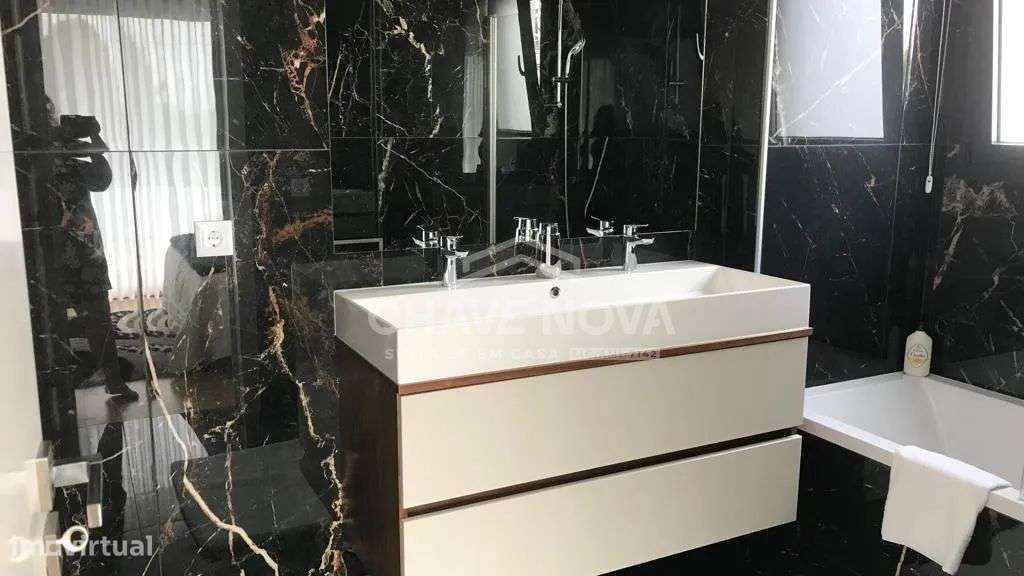 Moradia T3 Independente com Piscina – Madalena (a 1,5 km da Praia)-15