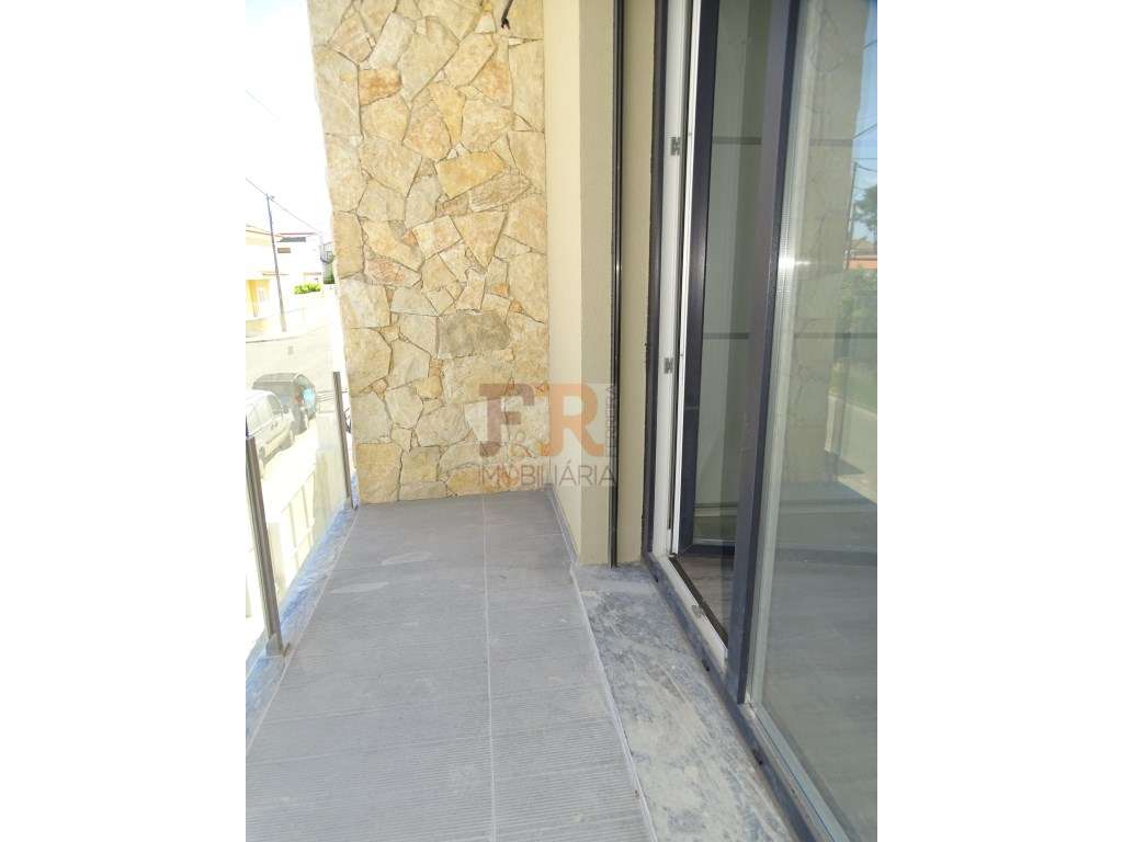 Geminada Duplex T3 com Pérgula (espaço para Piscina) Pinhal General...-25