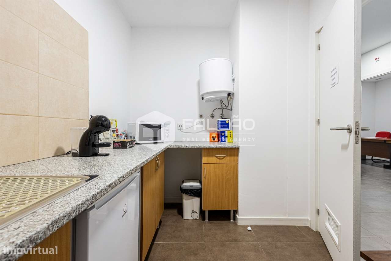 Loja T7 Venda em Santarém (Marvila), Santa Iria da Ribeira de Santarém-17