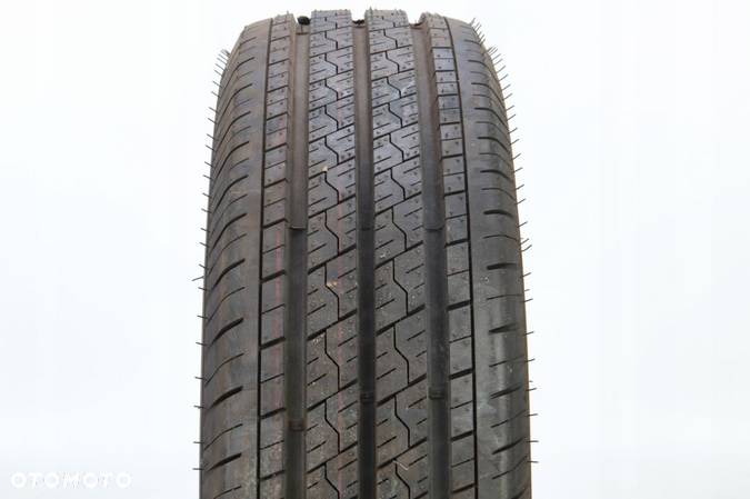 1X 205/70 R15C Three-A EFITRAC M+S (C1604X) - 1