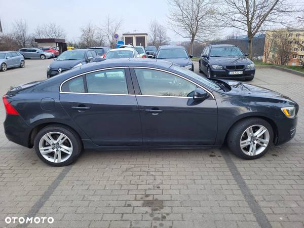 Volvo S60 2.5 T5 AWD - 2