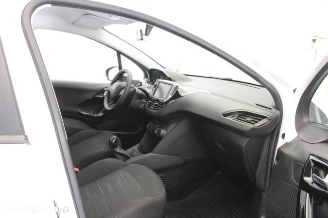 Peugeot 208 1.5 BlueHDi Active S&S - 23