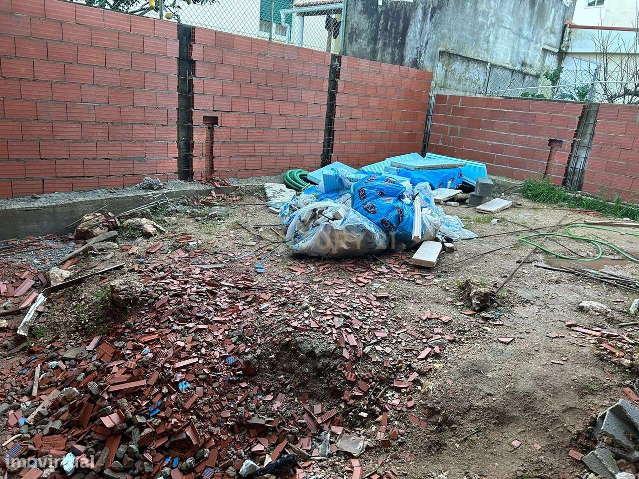 Moradia em construção | Vista panorâmica | Localização privilegiada-21