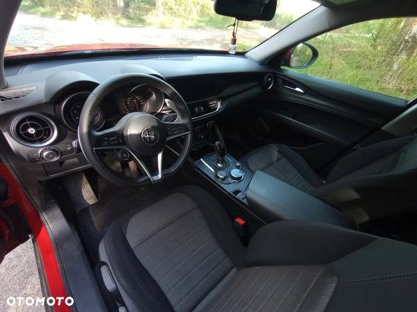 Alfa Romeo Stelvio 2.0 Turbo Q4 - 7