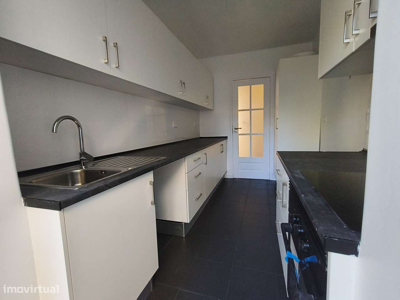 Excelente T3 Alvalade renovado-14