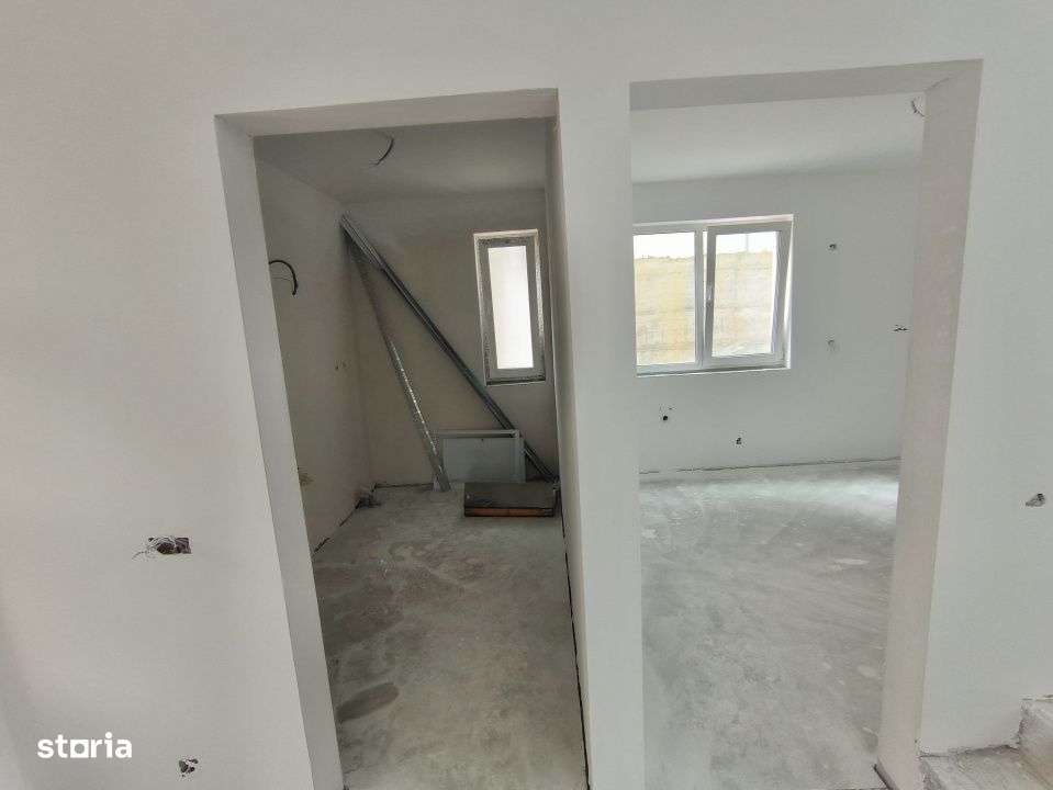 Casa individuala , 4 camere, 172mp, teren 440mp, Dezmir - Imagine principală: 5/11