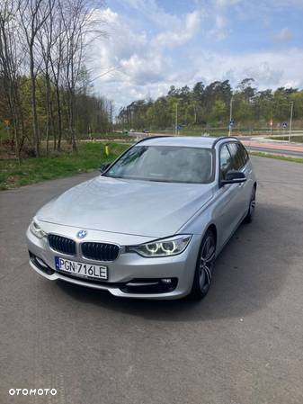 BMW Seria 3 318d Touring Sport Line - 5