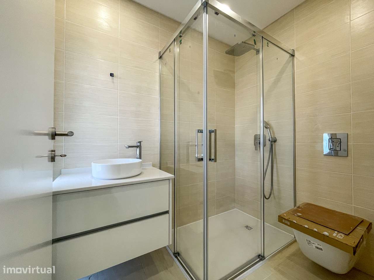 Moradia T4 com Piscina - Santa Iria de Azoia (Bairro da Salvação)-28