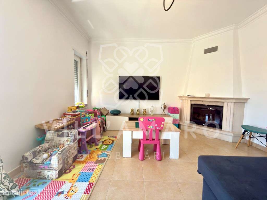 Apartamento T2 + 1, suíte, varandas, elevador e parqueamento na Mal...-10