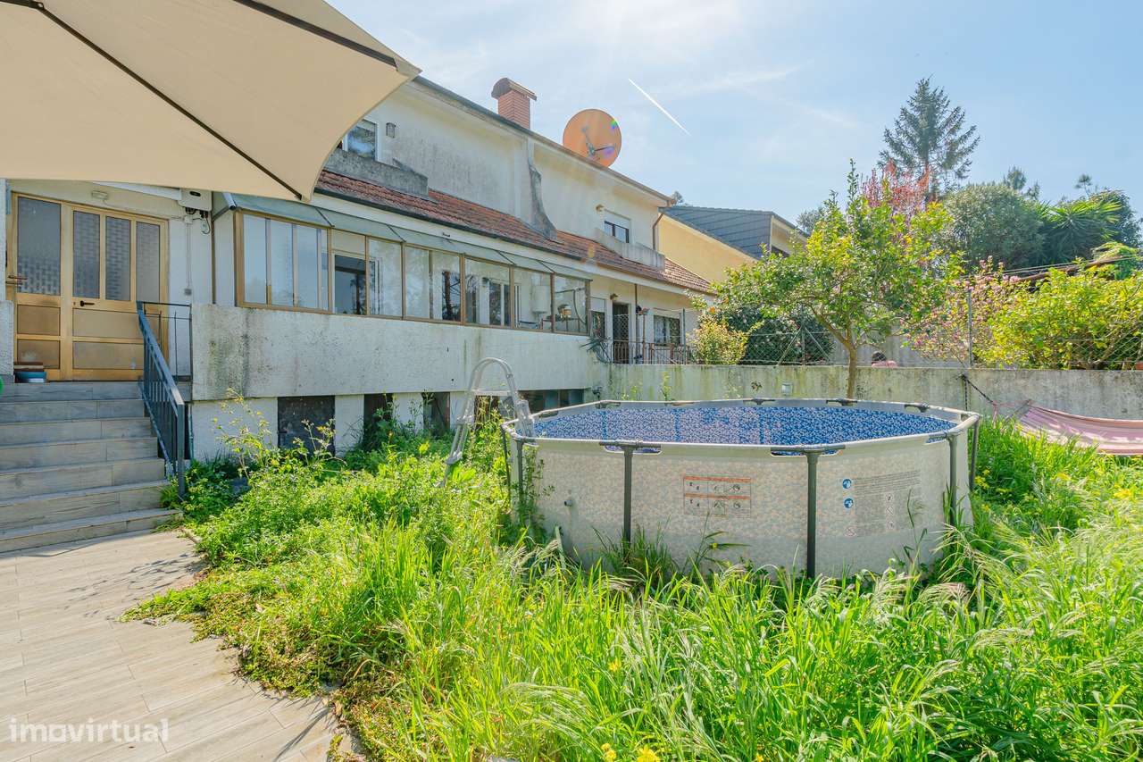 T3 Geminada com jardim, terraço e garagem em Canelas-29
